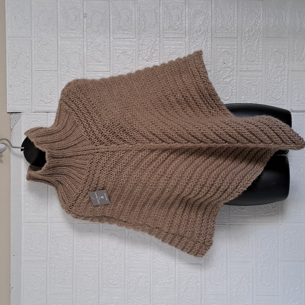 Gelso Bianco Firenze Wool Alpaca Knitted Turtleneck Ponch Sweater